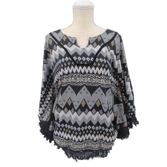 QED London Gray Nordic Fair Isle Fringe Poncho Sweater Women's M/L Relaxed Cozy - Picture 1 of 13